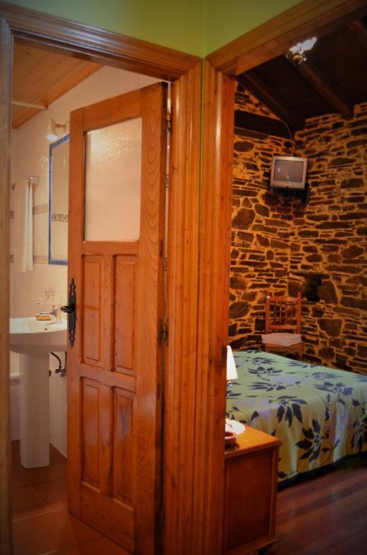 Casa Freixe Apartamentos Rurales Santa Eulalia de Oscos Kültér fotó